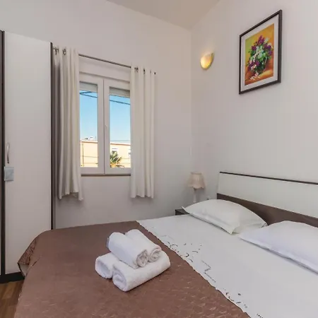 Three-bedroom In Apartment